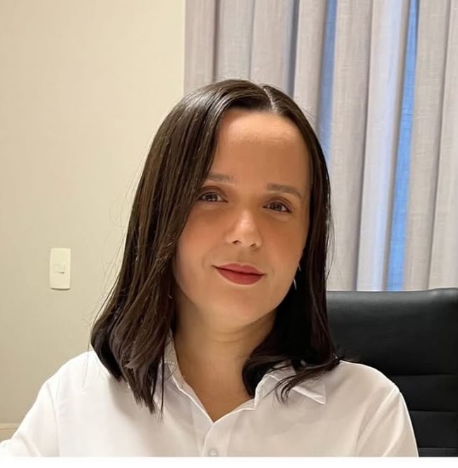 Foto da Dra. Willana Pederneiras